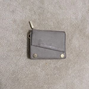 Tri fold wallet